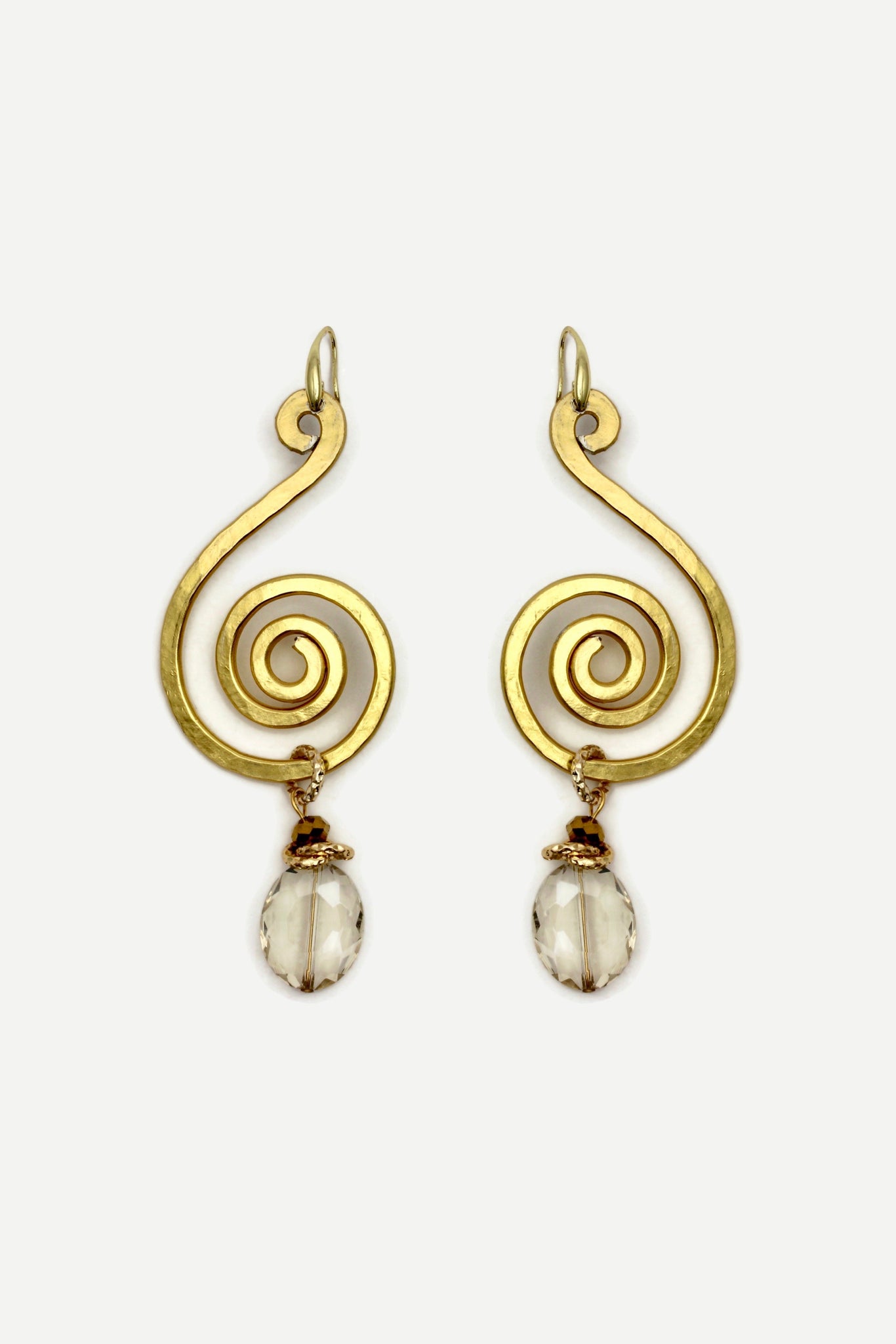 QUARTIERI Orecchini Klimt speculari, alluminio dorato e cristalli