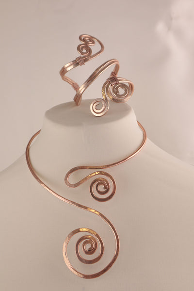 Collana Klimt, basso collo in alluminio, modellabile