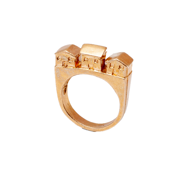 Anello in bronzo rosa realizzato attraverso la tecnica della cera persa